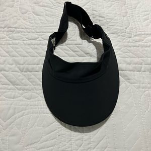 Black lululemon running visor